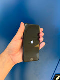 iPhone SE2022 64GB Svart